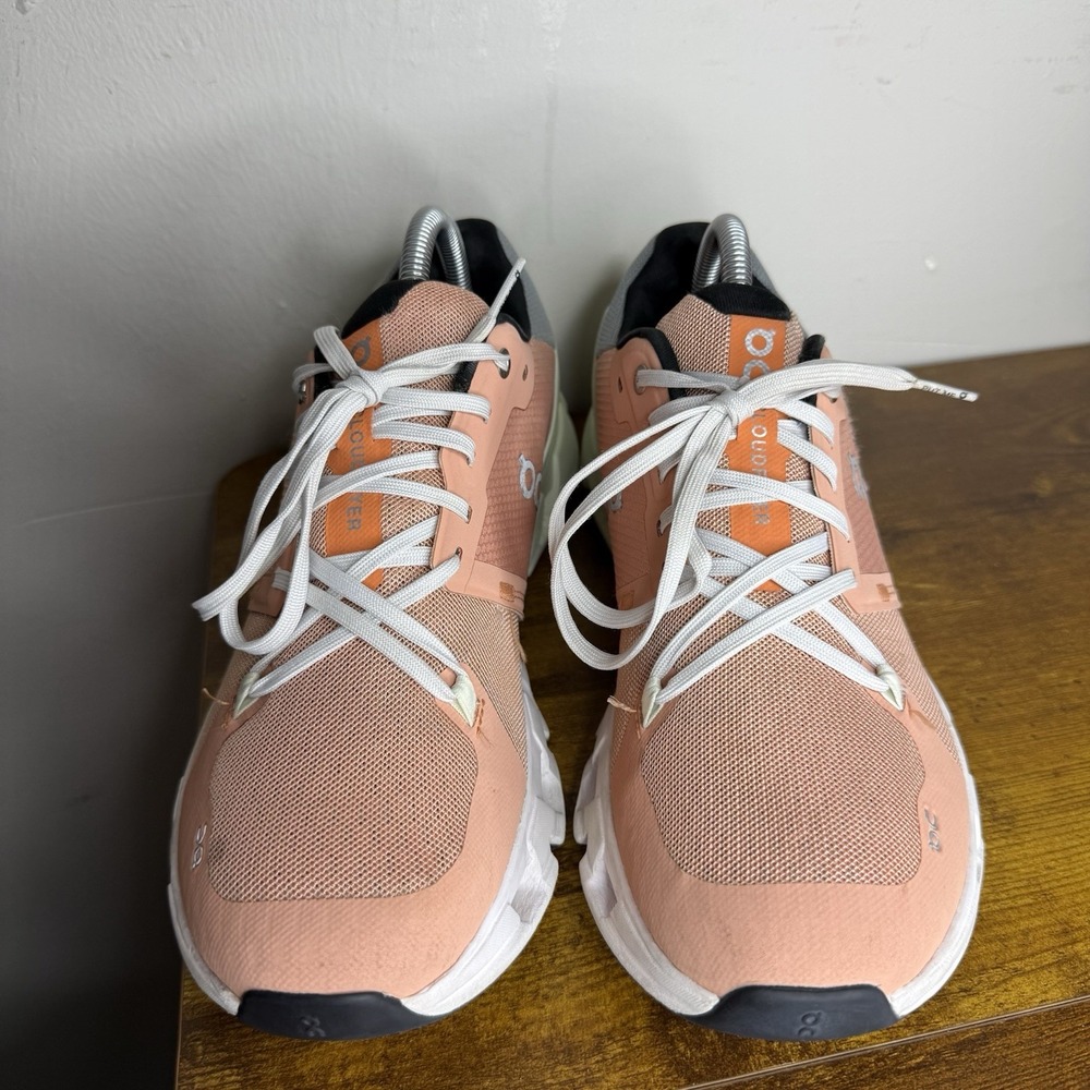 On Cloud Cloudflyer 4 Running Shoes Women's Size 10 Peach - Picture 3 of 8